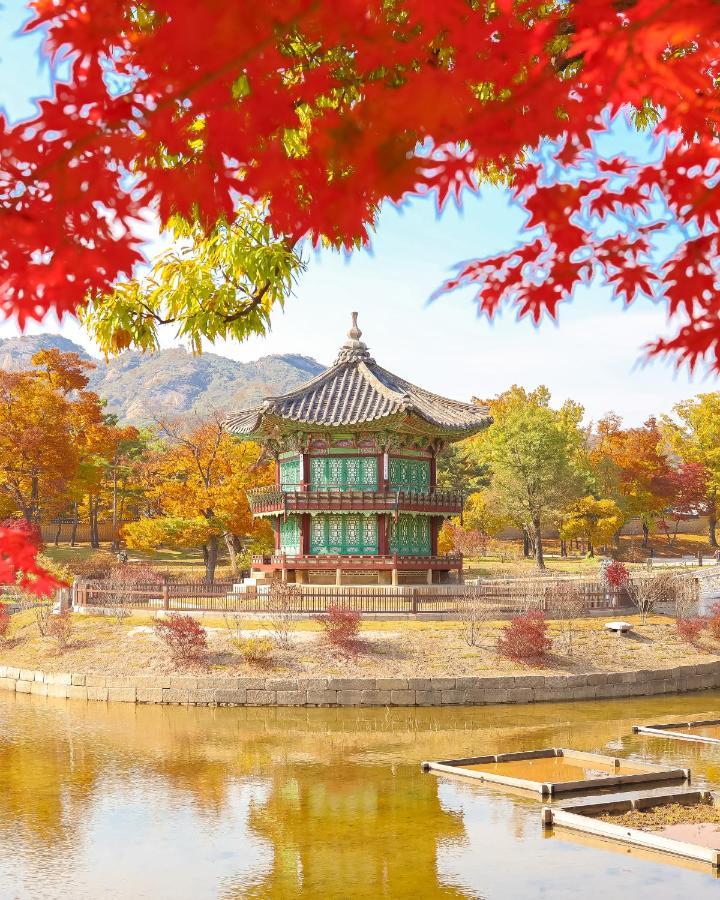 Gyeongbokgung Palace Seochon Christian Home - Foreigner Only Сеул Экстерьер фото